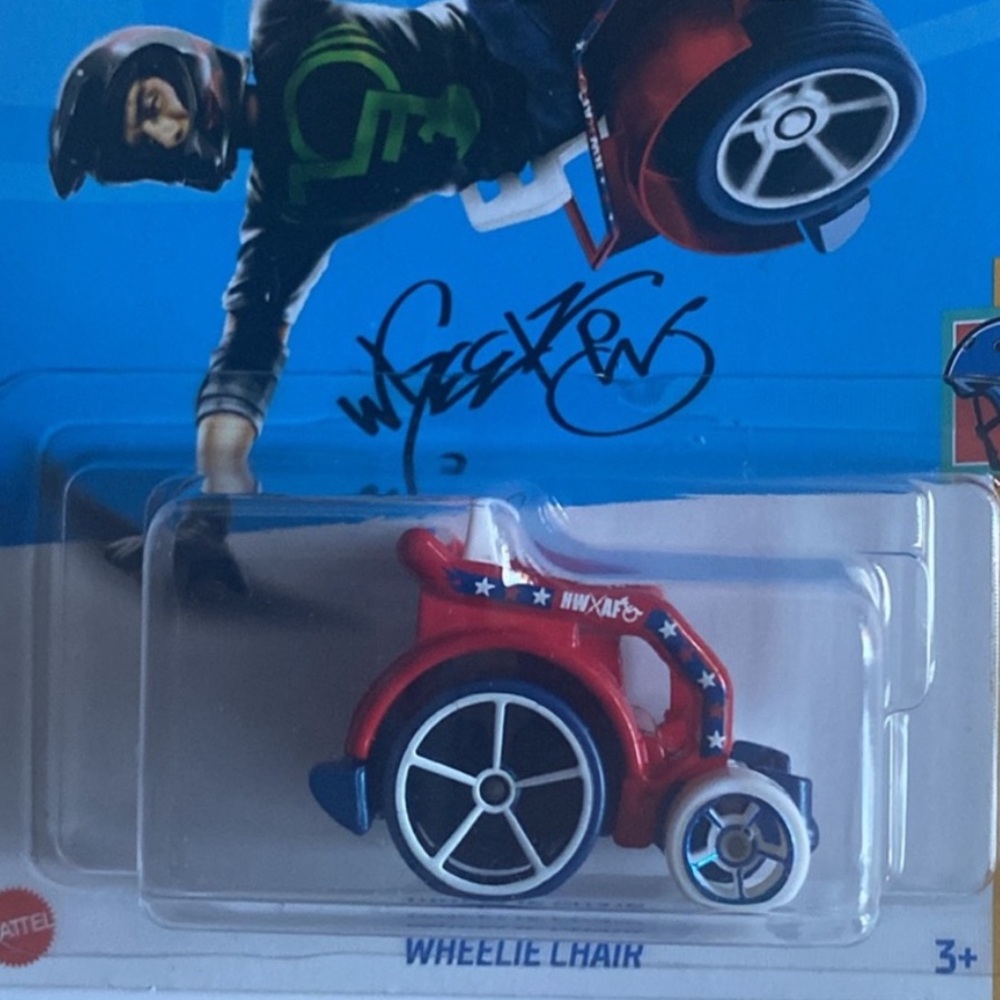 Mattel Hot Wheels Aaron Wheelz Fotheringham Wheelie Chair Red Blue White OS